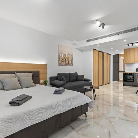 Luxury Riverside At Eurovea Apartament