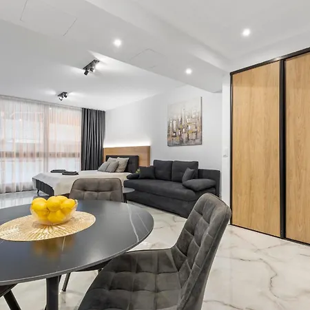 Luxury Riverside At Eurovea Apartman *